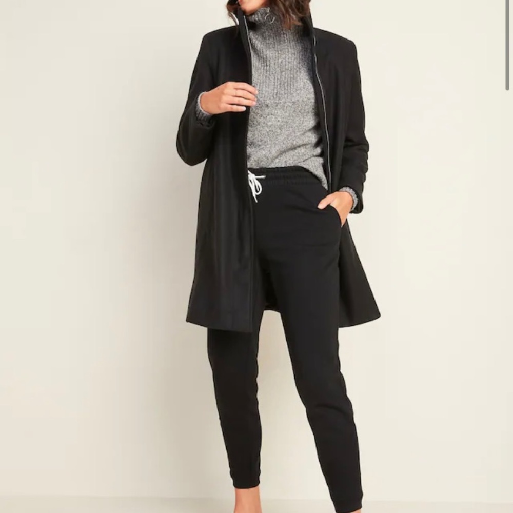 Old Navy Black Soft Funnel-Neck Coat (sz L)